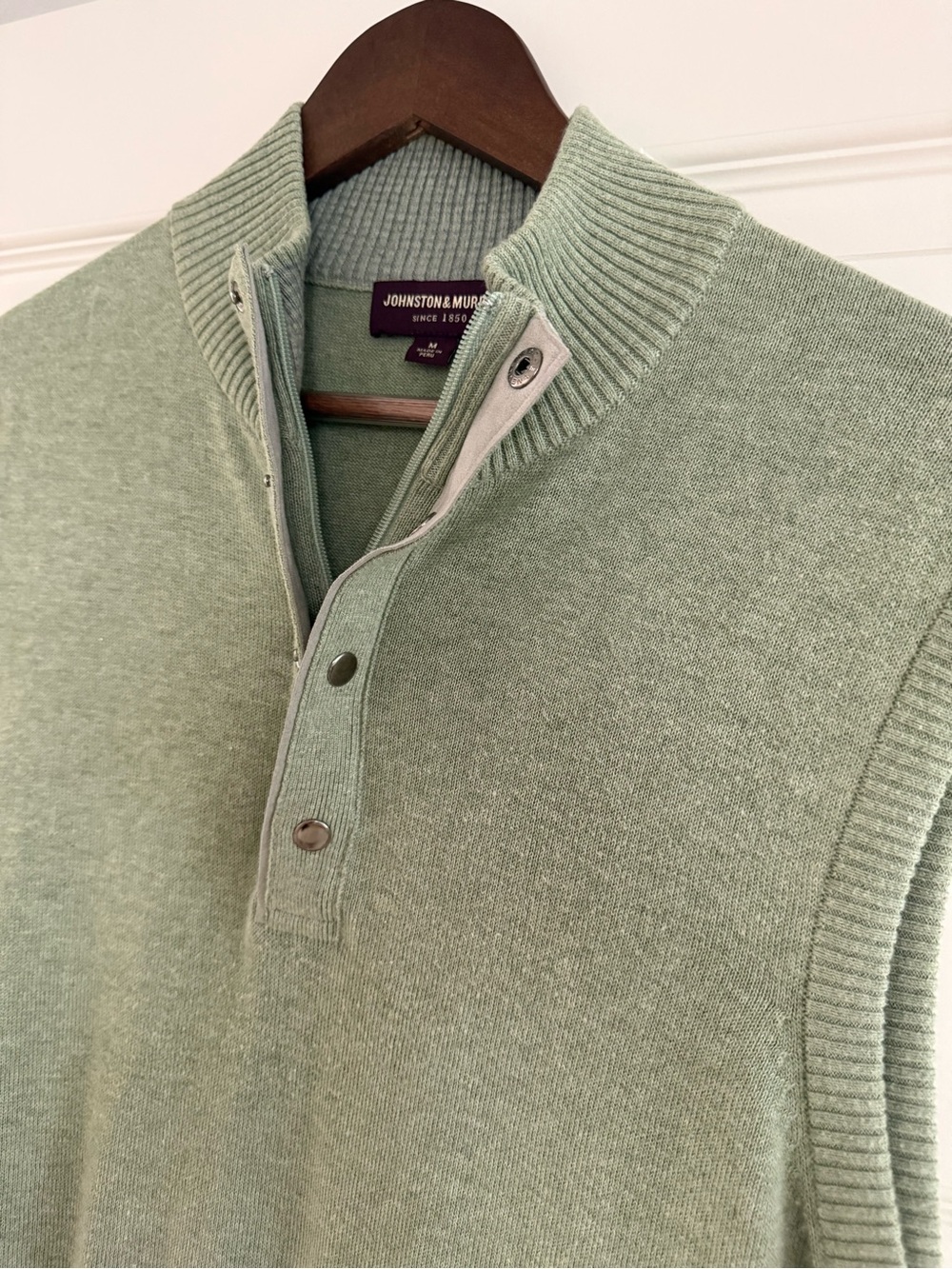 Johnston & Murphy Sage Green Men’s Knit Sweater Vest Quarter Zip, Size M